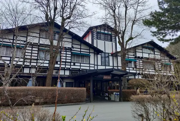 万平ホテル