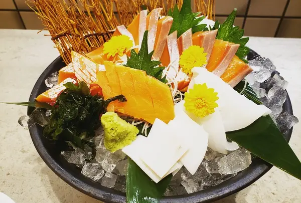港ダイニングしおそう本店
