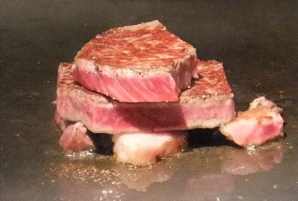 六番館