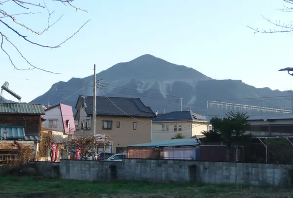 武甲山