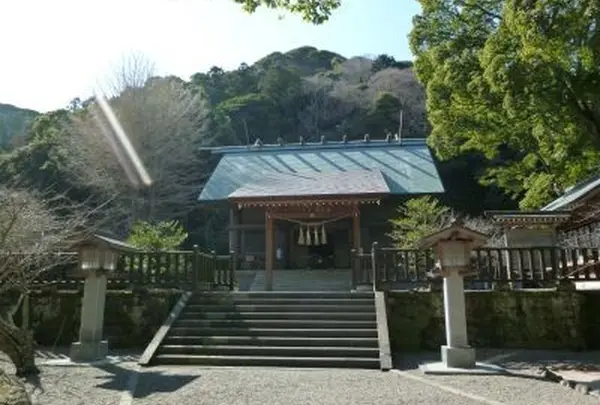 安房神社