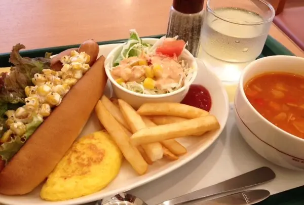 モスバーガー マルヤガーデンズ前店
