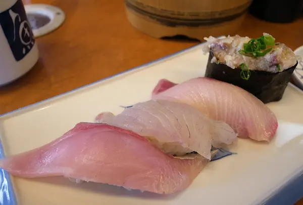魚敬津久井浜店