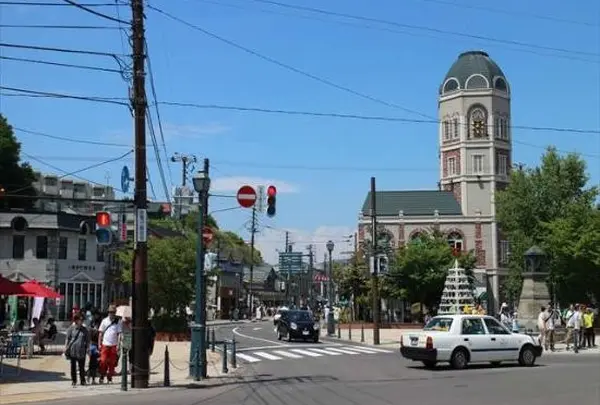 Marchen Intersection