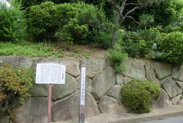 豊中市立原田城跡・旧羽室家住宅