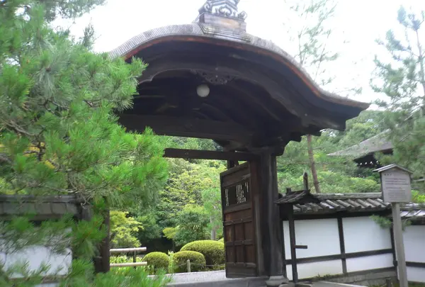 南禅寺　金地院