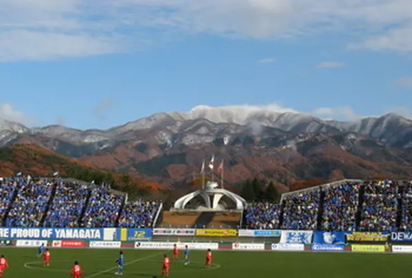 ＮＤソフトスタジアム山形