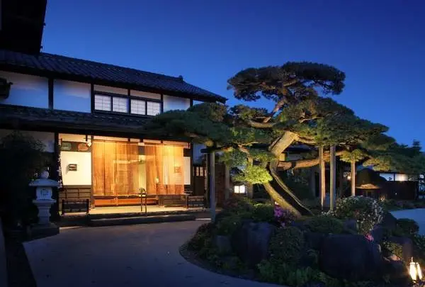 天童荘 