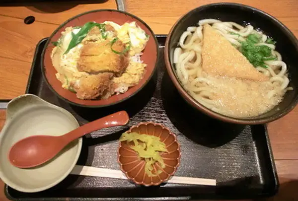 ダイキチうどんりんくうシークル店