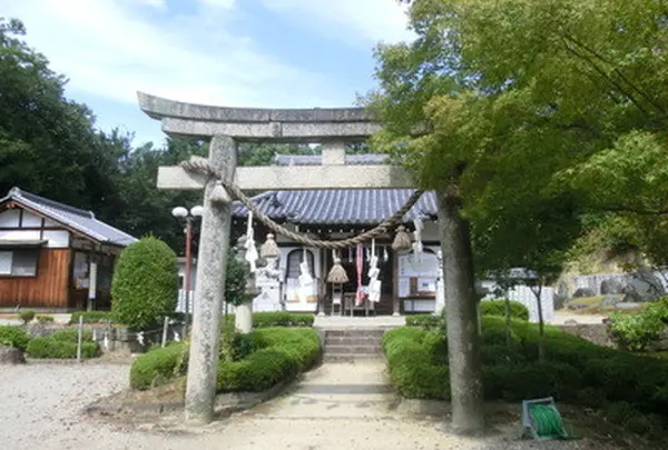 壺井八幡宮
