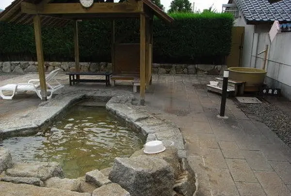 蒜山やつか温泉「快湯館」