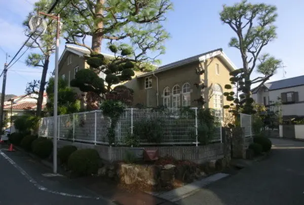桜ヶ丘洋館通り