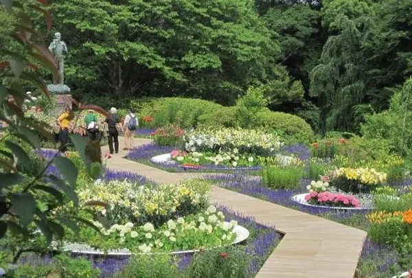 足を延ばして、牧野植物園