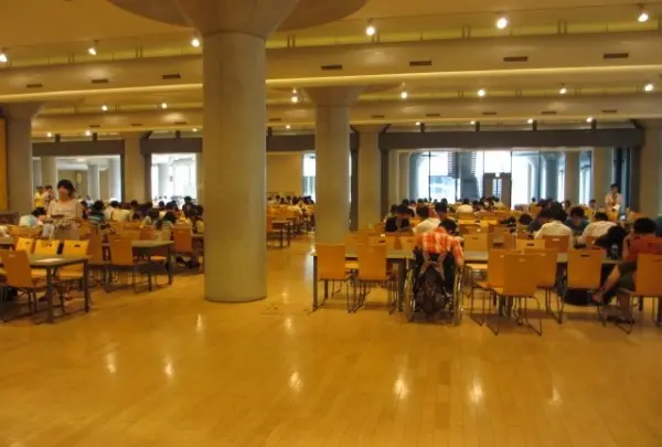 青山学院大学 学生食堂
