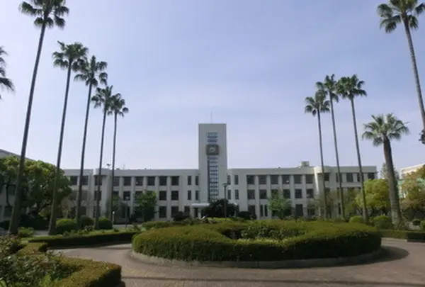 大阪市立大学