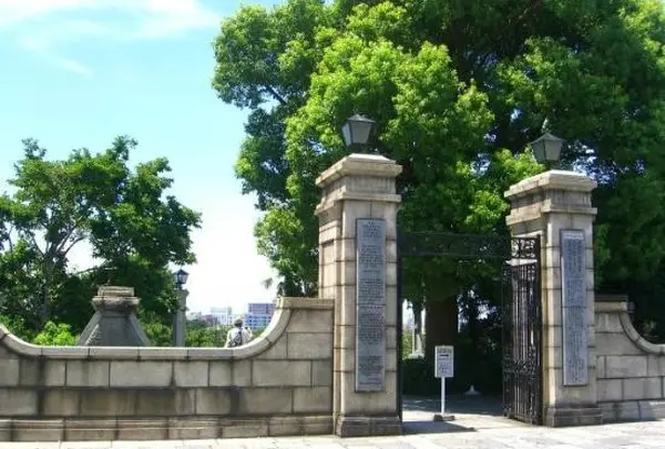横浜外国人墓地