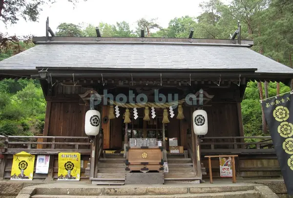 建勲神社