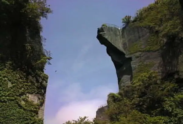 鋸山