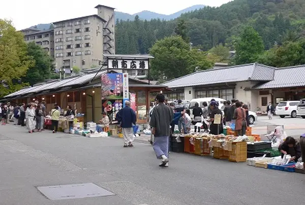 昼神温泉朝市