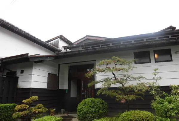 斉藤美術館