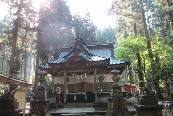 御岩神社