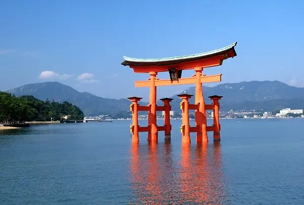 厳島神社