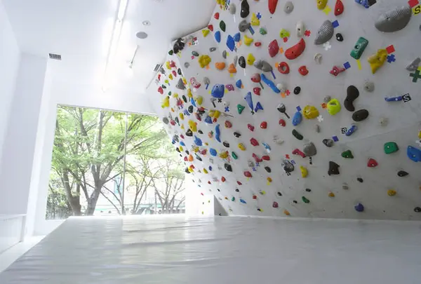 Peki peki bouldering studio渋谷明治通り本店