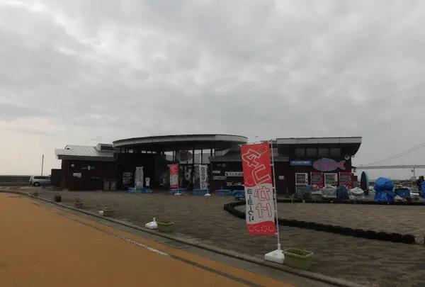 マリンピア神戸さかなの学校