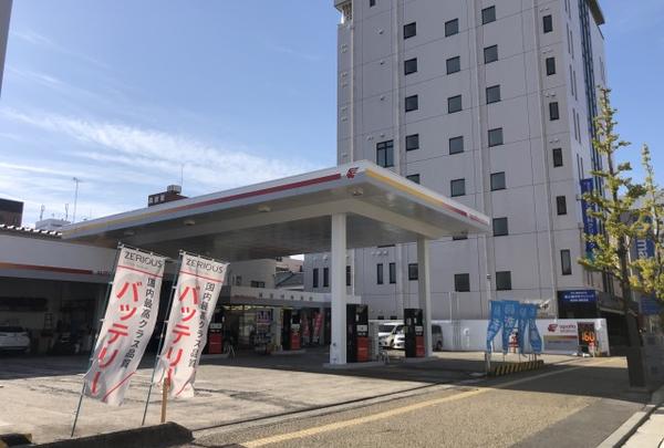 ニコニコレンタカー新潟東大通店