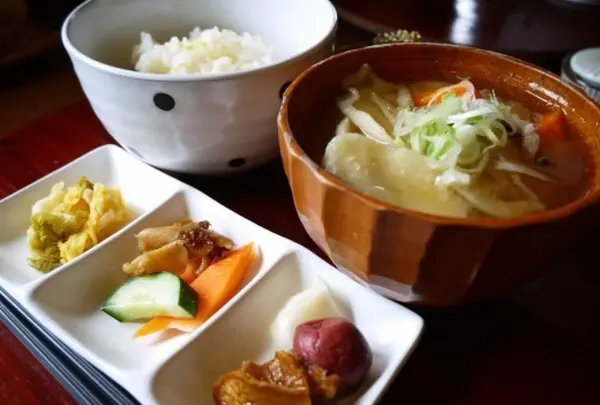 とくまる食堂