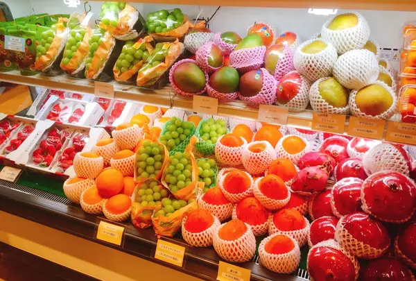 果実園リーベル 新宿店