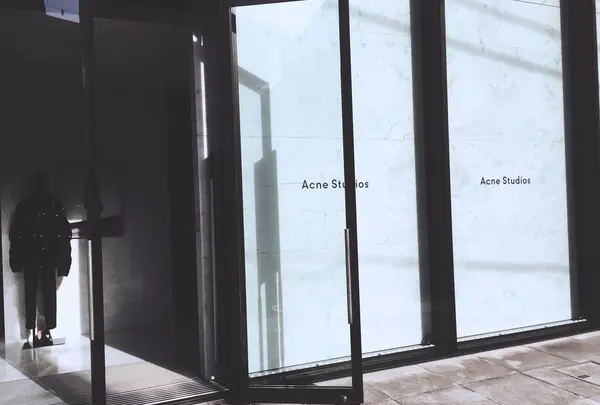 アクネ ストゥディオズ アオヤマの写真・動画_image_208871