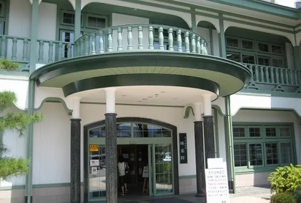 高山市図書館煥章館