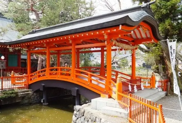 生島足島神社