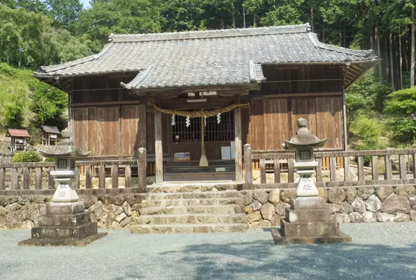 蜂前神社