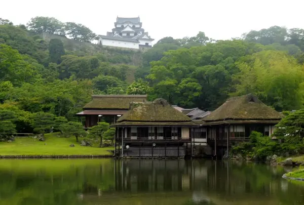 玄宮楽々園