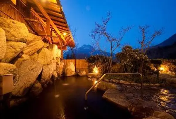 柚富の郷　彩岳館