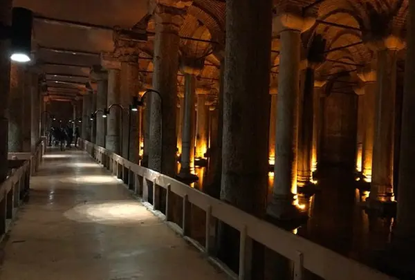 イスタンブル地下宮殿