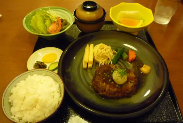 やきにく鈴