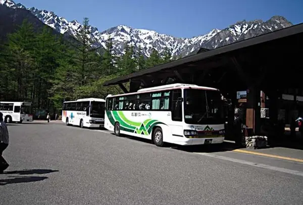 上高地バスターミナル
