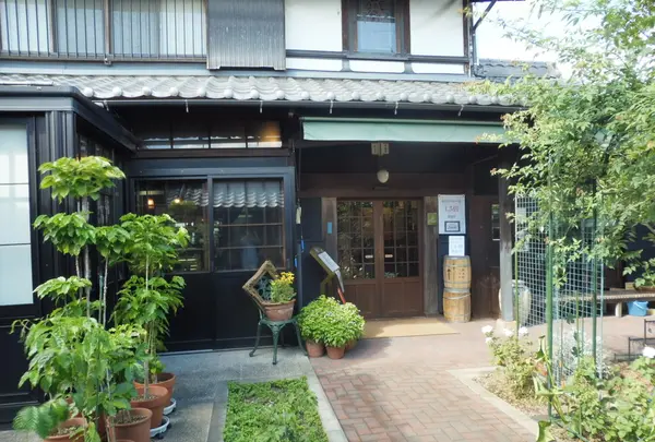 カフェ・ド・ギャラリーアダチ