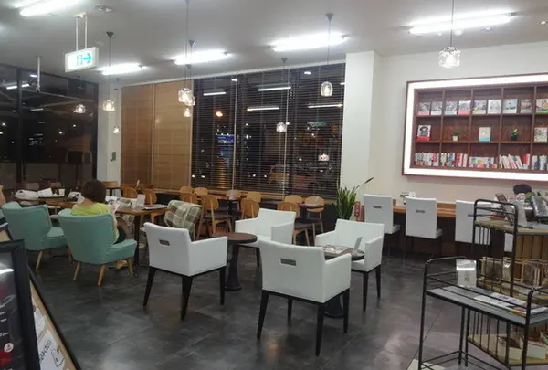 カフェモリコーネ琴平店