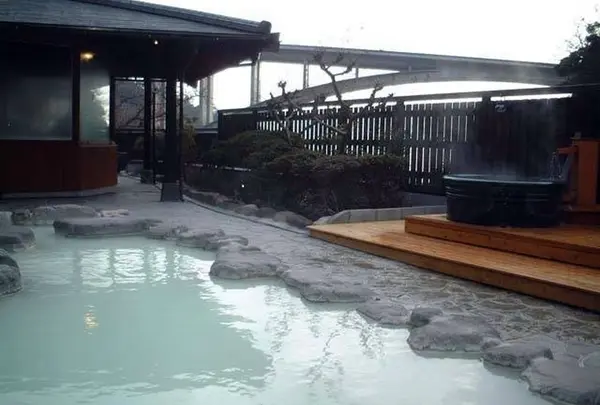湯屋えびす