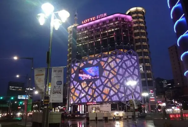 LOTTE FITIN 東大門店