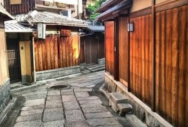 石塀小路