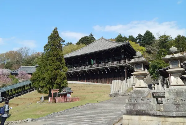 華厳宗大本山 東大寺（国宝・二月堂）