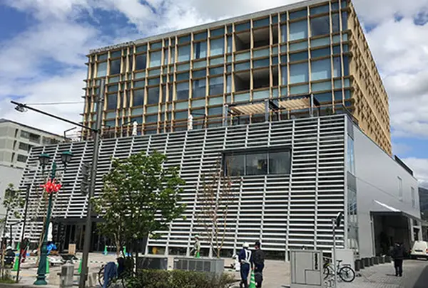 信毎メディアガーデン（信濃毎日新聞 松本本社）