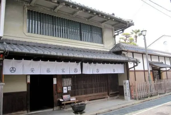 北国街道 安藤家