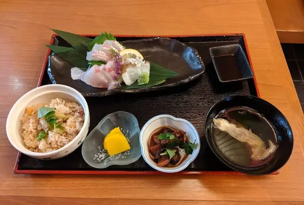 あかし亭 魚の棚店