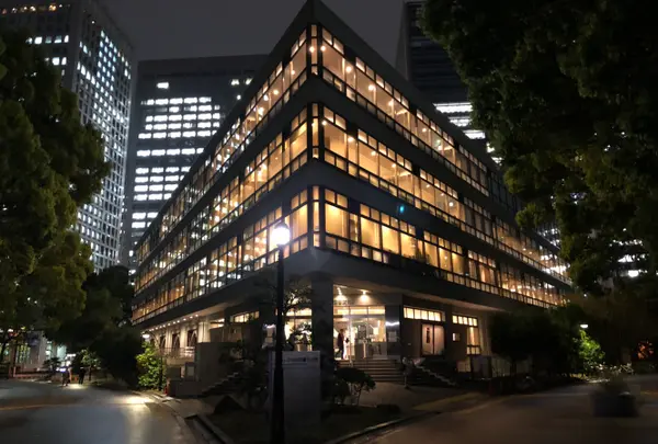日比谷図書文化館